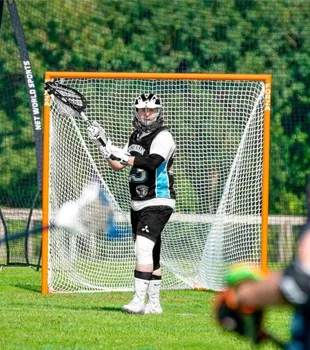 الشركة المصنعة لأهداف لاكروس