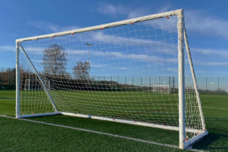 Футбольные ворота